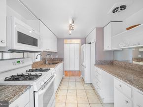 1326 Spruce Street 1701, Philadelphia PA 19107