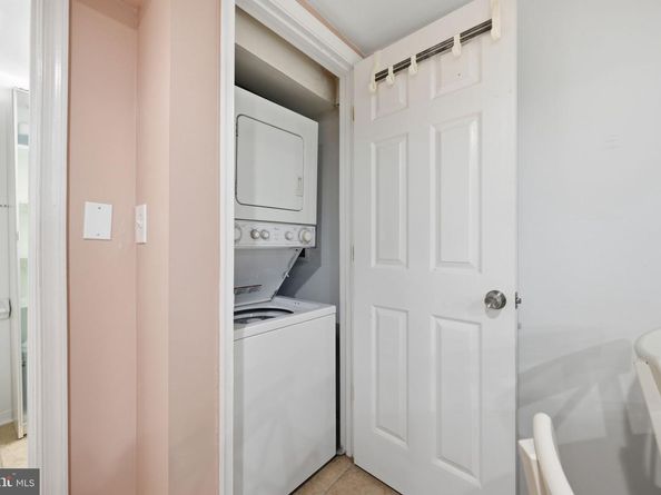 2022 S Monroe Street S, Arlington VA 22204