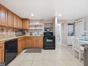 2022 S Monroe Street S, Arlington VA 22204