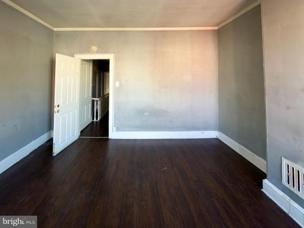 1638 W Victoria Street, Philadelphia PA 19140