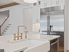 352 Ayr Hill Avenue NE, Vienna VA 22180