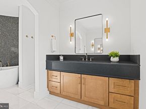 352 Ayr Hill Avenue NE, Vienna VA 22180