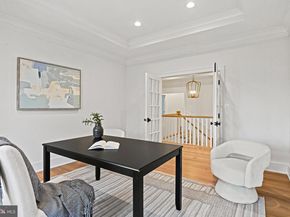 352 Ayr Hill Avenue NE, Vienna VA 22180