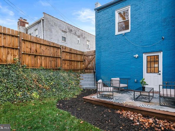 206 34TH Street SE, Washington DC 20019