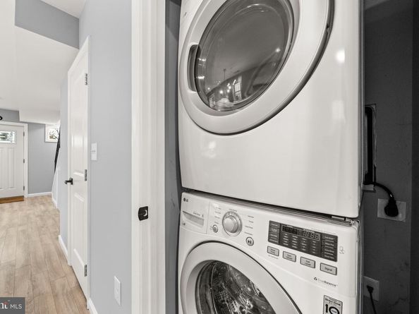 206 34TH Street SE, Washington DC 20019