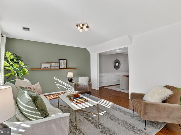 2607 Washington Boulevard, Arlington VA 22201