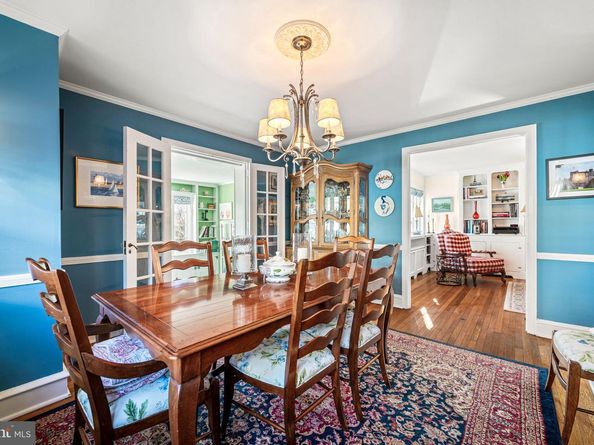 503 E Gravers Lane, Wyndmoor PA 19038