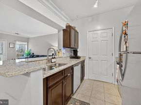 4550 Strutfield Lane 2213, Alexandria VA 22311