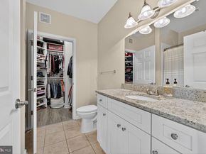 4550 Strutfield Lane 2213, Alexandria VA 22311