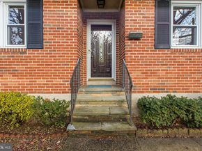 111 E Oak Lane, Glenolden PA 19036