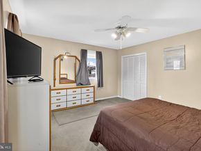 111 E Oak Lane, Glenolden PA 19036