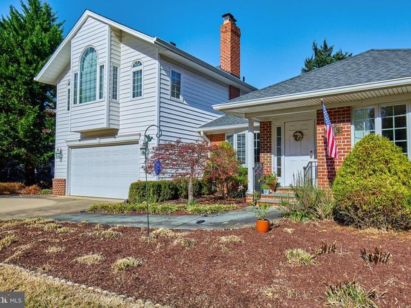 3032 Crane Drive, Falls Church VA 22042