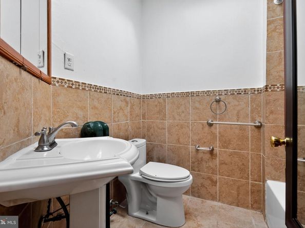 828 Allison Street NW, Washington DC 20011