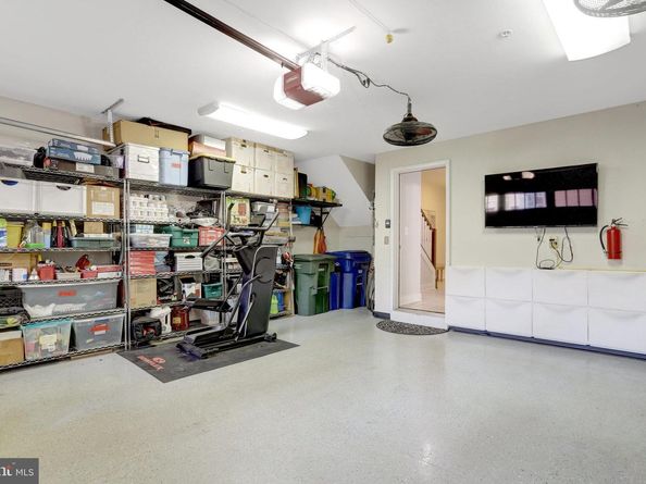 2004 Potomac Avenue, Alexandria VA 22301