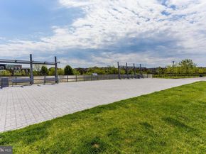 2004 Potomac Avenue, Alexandria VA 22301