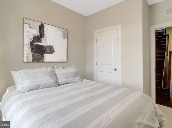 2004 Potomac Avenue, Alexandria VA 22301