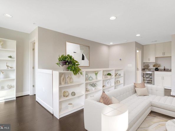 2004 Potomac Avenue, Alexandria VA 22301