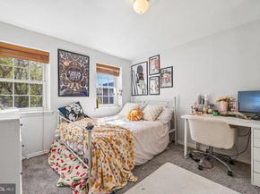335-337R Poplar Street, Philadelphia PA 19123