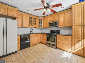 335-337R Poplar Street, Philadelphia PA 19123