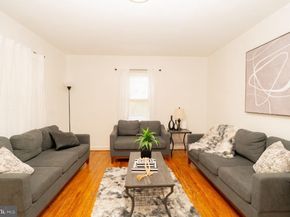 1037 16TH Street S, Arlington VA 22202
