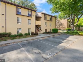 2238 Castle Rock Square 22C, Reston VA 20191