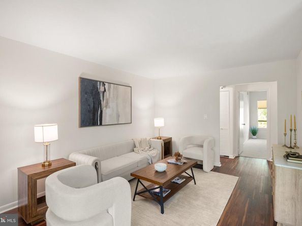2238 Castle Rock Square 22C, Reston VA 20191