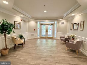 8183 Carnegie Hall Court 109, Vienna VA 22180