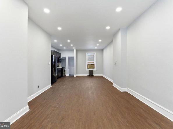 7233 W Chester Pike, Upper Darby PA 19082