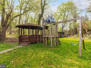 1058 Huntingdon Pike, Huntingdon Valley PA 19006