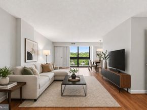5300 Holmes Run Parkway 707, Alexandria VA 22304
