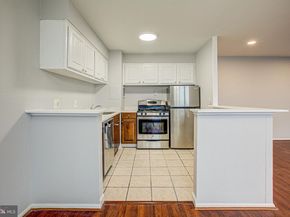 16 S Van Dorn Street 604, Alexandria VA 22304