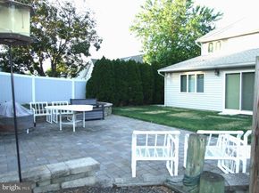 106 Juniper Drive, Levittown PA 19056