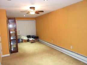 106 Juniper Drive, Levittown PA 19056
