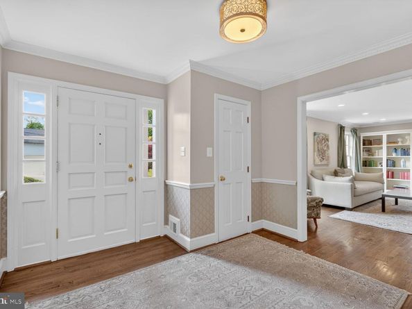 3550 36TH Street N, Arlington VA 22207
