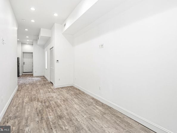 2144 N 8TH Street, Philadelphia PA 19122