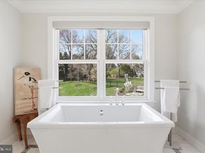 303 Salsbury Lane NW, Vienna VA 22180