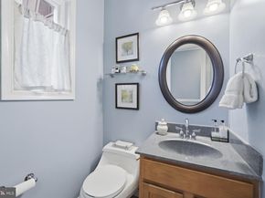 1414 12TH Street N 1414A, Arlington VA 22209