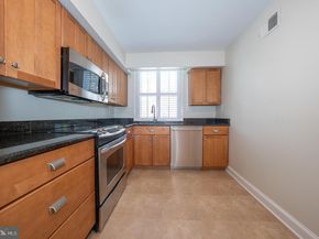 500 E Lancaster Avenue 111A, Wayne PA 19087