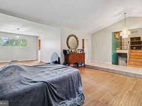 2338 Fairway Road, Huntingdon Valley PA 19006