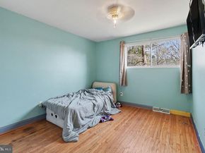 2338 Fairway Road, Huntingdon Valley PA 19006