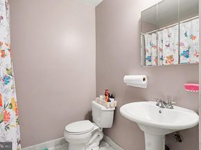 2338 Fairway Road, Huntingdon Valley PA 19006