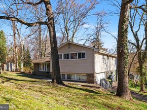 2338 Fairway Road, Huntingdon Valley PA 19006