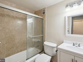 2101 Chestnut Street 722, Philadelphia PA 19103