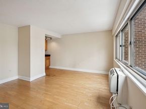 2101 Chestnut Street 722, Philadelphia PA 19103