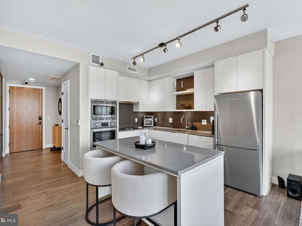1300 4TH Street SE 205, Washington DC 20003