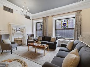 1811 Chestnut Street 103, Philadelphia PA 19103