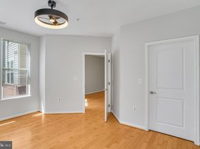 2655 Prosperity Avenue 201, Fairfax VA 22031