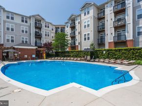 2655 Prosperity Avenue 201, Fairfax VA 22031