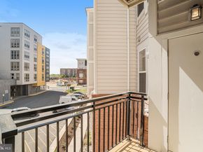2655 Prosperity Avenue 201, Fairfax VA 22031