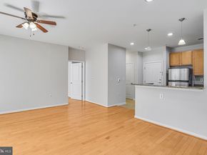 2655 Prosperity Avenue 201, Fairfax VA 22031